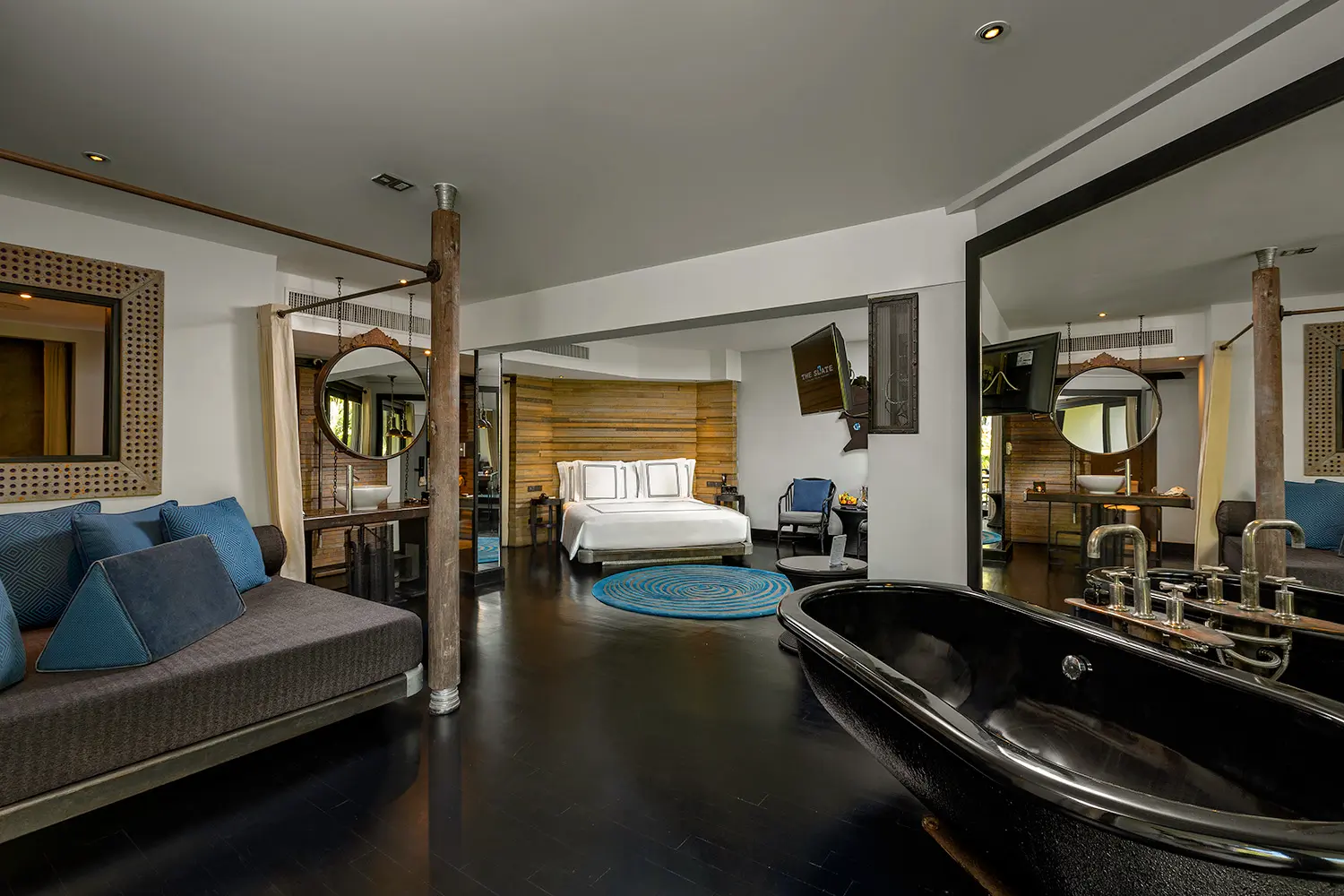 ultra luxury resorts in Phuket