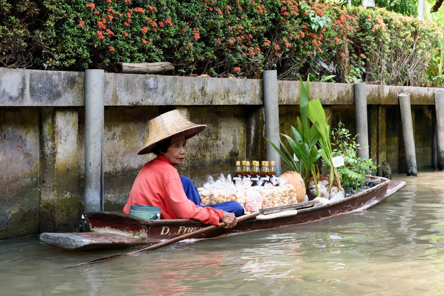 Damnoen Saduak Floating Market
